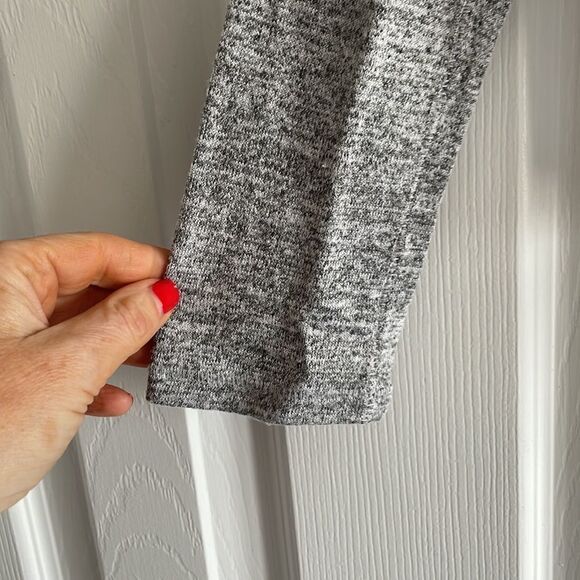 Rag & Bone Women’s Grey Light Weight Sweater - Picture 4 of 6